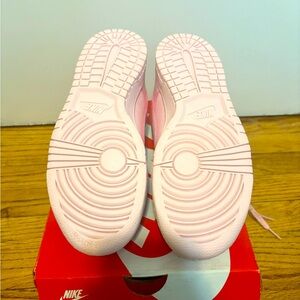 Brand new low dunks prism pink size 7y/8.5w